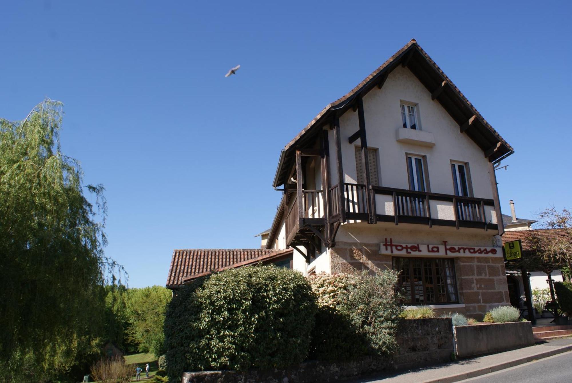 Hostellerie La Terrasse Lacapelle-Marival Esterno foto