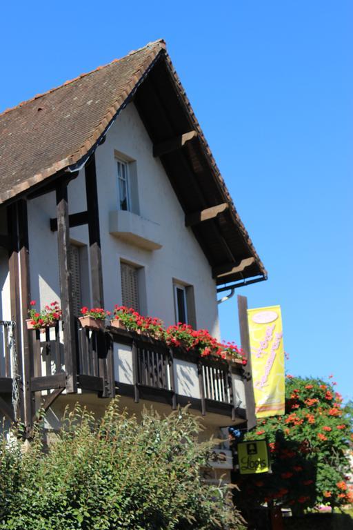 Hostellerie La Terrasse Lacapelle-Marival Esterno foto